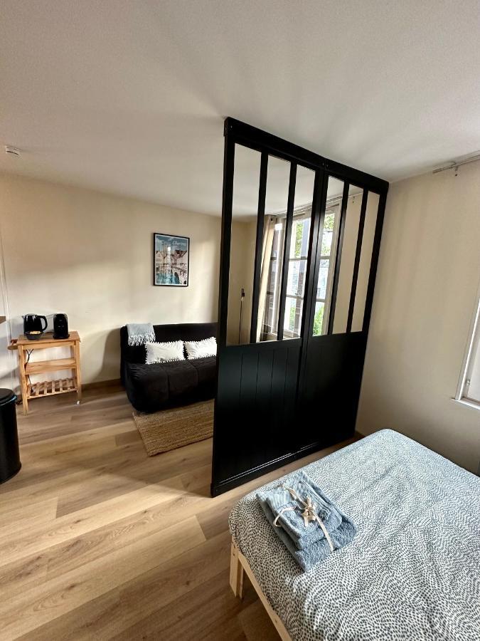 Appartement Bords De L'Eure Charmant Studio ชาร์ตร ภายนอก รูปภาพ